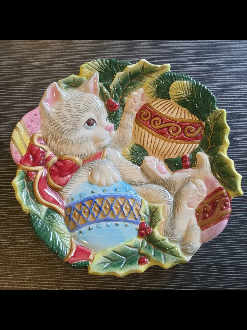 Fitz and Floyd Holiday Kitten Plate Dish - Cream, Pink, Green, Blue